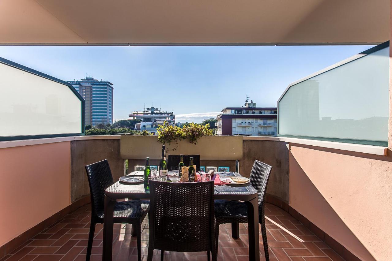Hotel Residence Jamaica Мілано-Маріттіма Екстер'єр фото